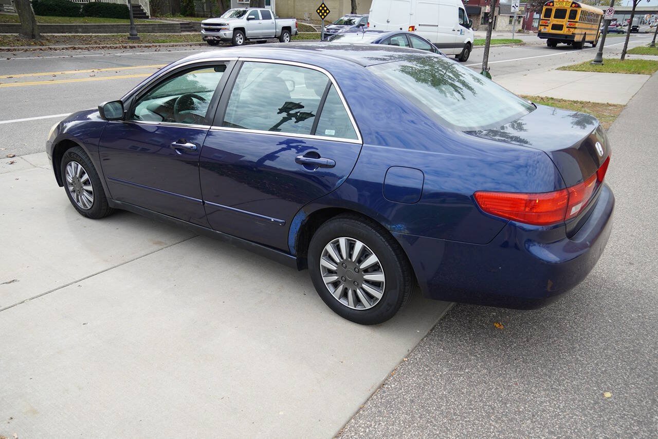 Used 2005 Honda Accord LX image 10