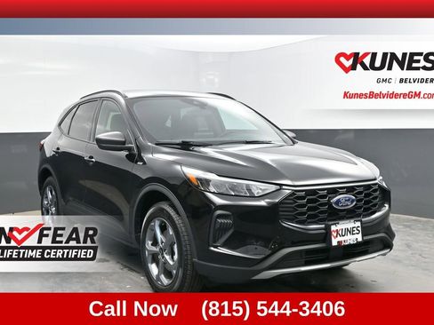 Used 2025 Ford Escape ST-Line AWD/4WD image 1