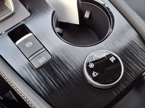 New 2025 Nissan Rogue Platinum w/ Tech Package image 24