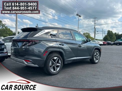 Used 2025 Hyundai Tucson SEL AWD/4WD image 7
