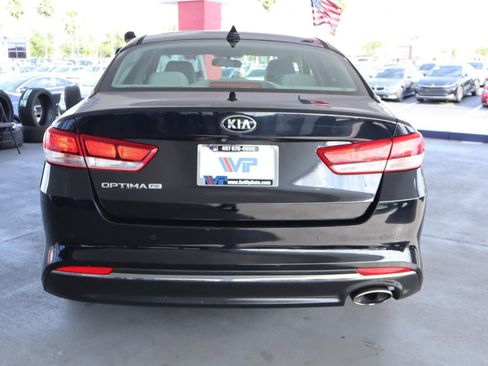Used 2018 Kia Optima LX FWD image 8