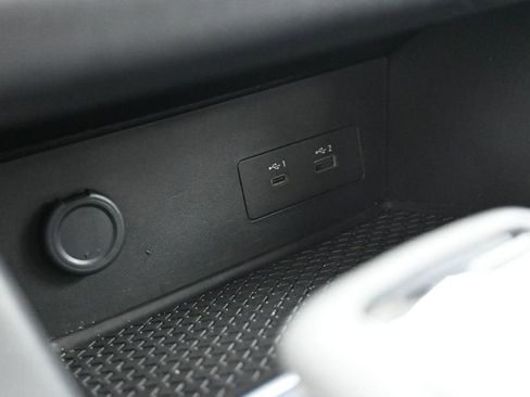 Used 2025 Nissan Pathfinder SV AWD/4WD image 26