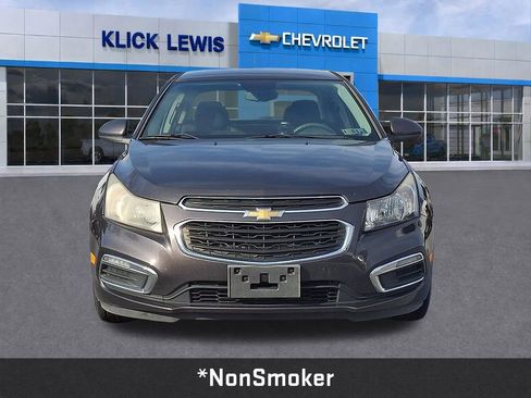 Used 2016 Chevrolet Cruze LT w/ Technology Package image 2