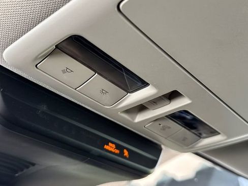 Used 2024 MAZDA CX-50 AWD 2.5 S w/ Premium Package image 24