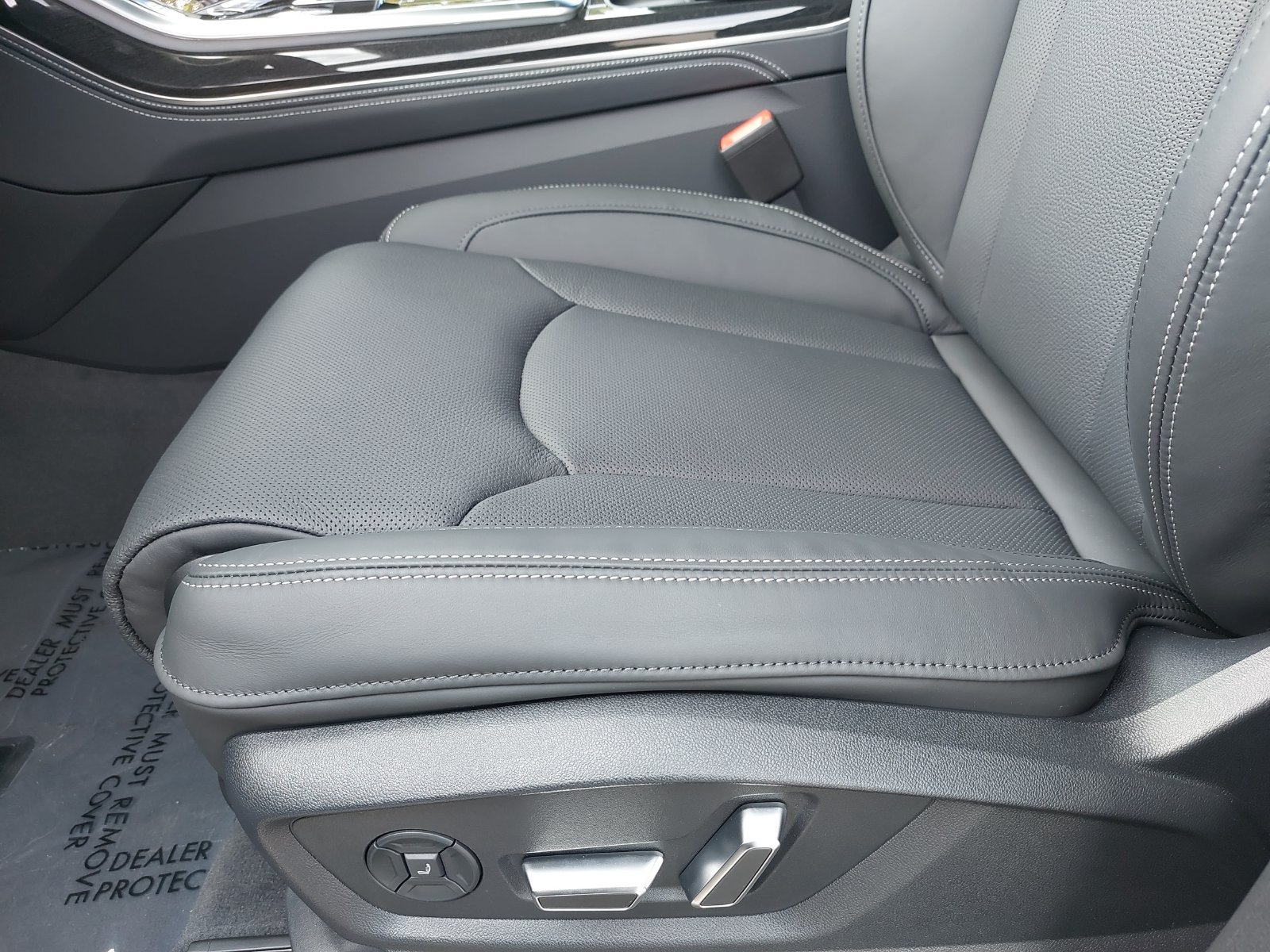 New 2026 Audi Q8 Prestige AWD/4WD image 32