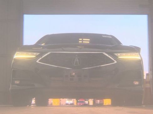 Used 2021 Acura TLX w/ Advance Package image 4