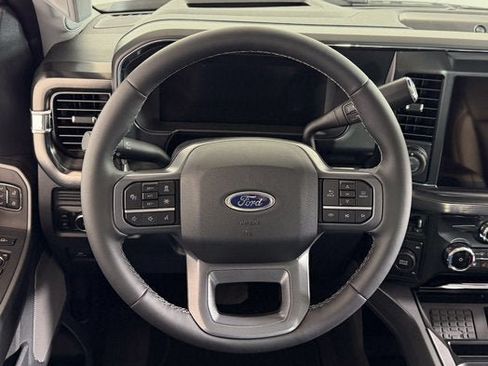 New 2026 Ford F350 Lariat w/ Lariat Ultimate Package AWD/4WD image 9