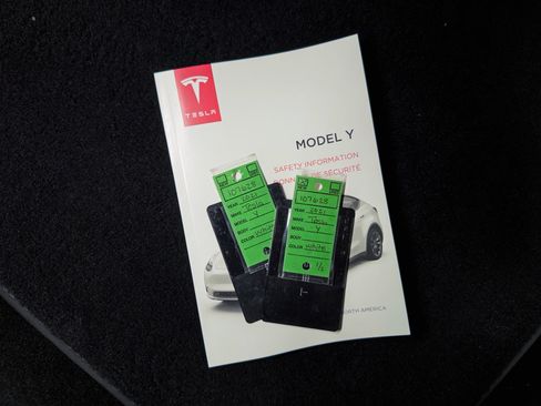 Used 2021 Tesla Model Y 2WD image 21
