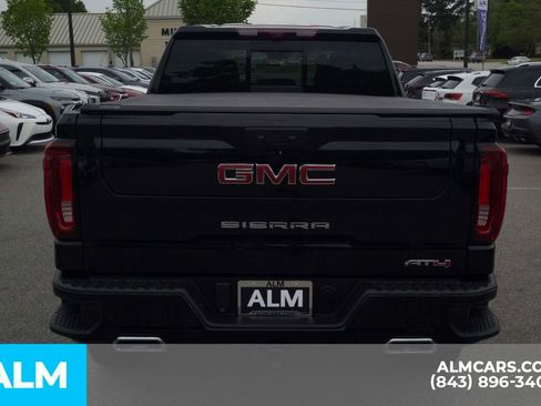 Used 2023 GMC Sierra 1500 AT4 w/ AT4 Premium Package AWD/4WD image 6