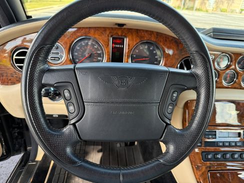 Used 2004 Bentley Arnage T image 32