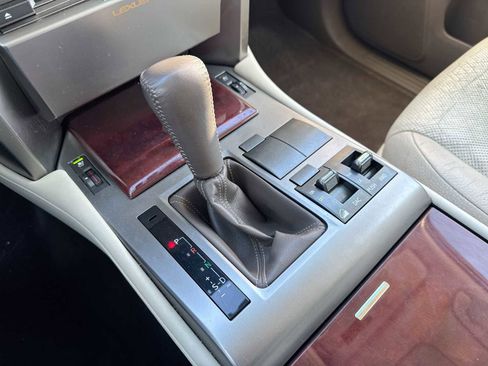 Used 2012 Lexus GX 460 image 31