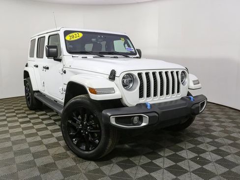 Used 2022 Jeep Wrangler Unlimited Sahara w/ Cold Weather Group image 3