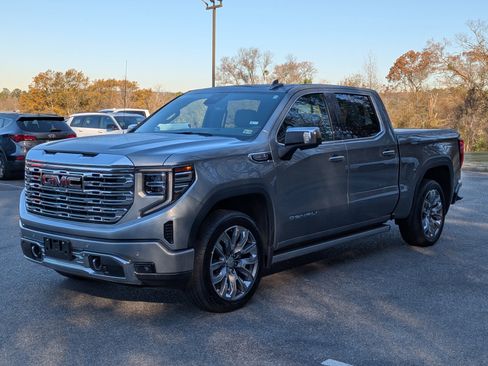 Used 2024 GMC Sierra 1500 Denali w/ Denali Reserve Package image 5