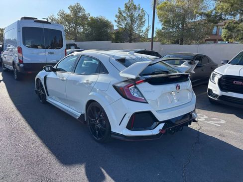 Used 2018 Honda Civic Type R image 3