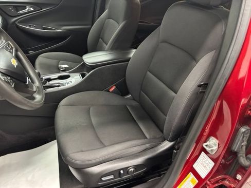 Used 2024 Chevrolet Malibu LT FWD image 12