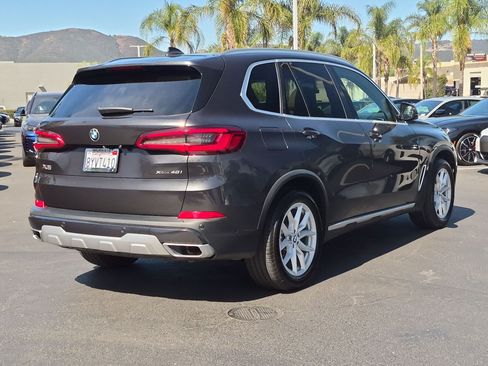 Used 2019 BMW X5 xDrive40i w/ Parking Assistance Package AWD/4WD image 10