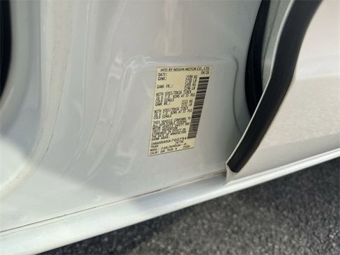 Used 2016 Nissan Frontier SV image 33