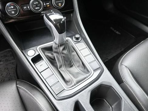 Used 2023 Volkswagen Jetta SE FWD image 30
