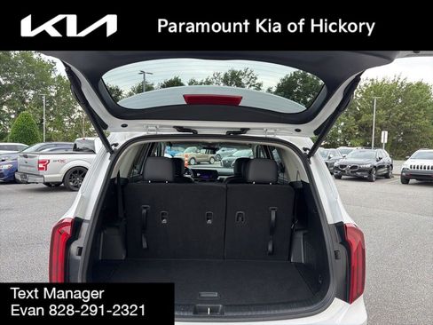 Used 2025 Kia Telluride S AWD/4WD image 9