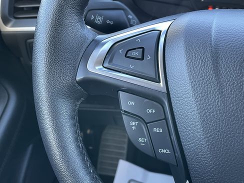 Used 2022 Ford Edge SEL w/ Convenience Package image 22