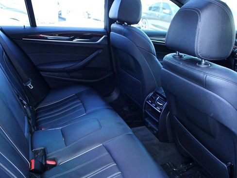 Used 2019 BMW 530i w/ Convenience Package image 17