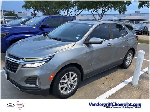 Used 2023 Chevrolet Equinox LT image 1