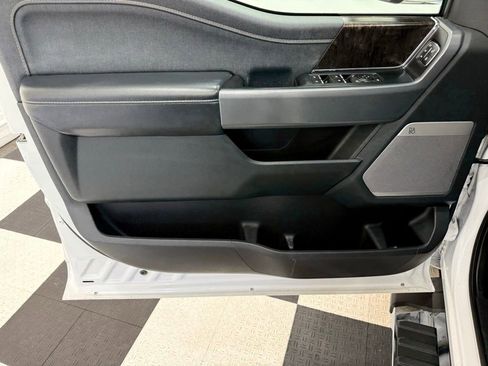 Used 2021 Ford F150 Lariat image 15