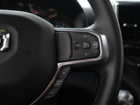 Used 2024 RAM 1500 Laramie AWD/4WD image 29