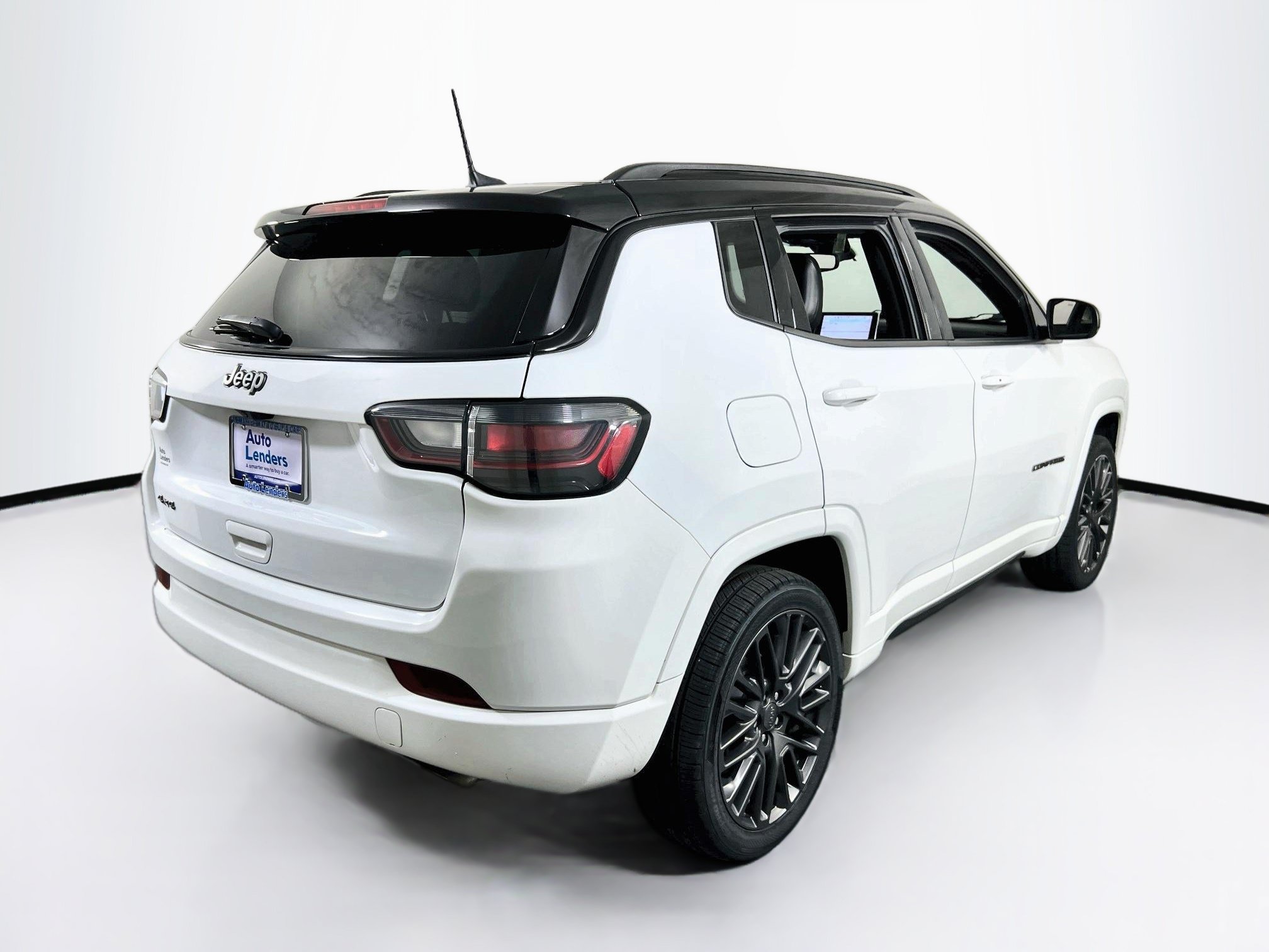 Used 2022 Jeep Compass High Altitude AWD/4WD image 5