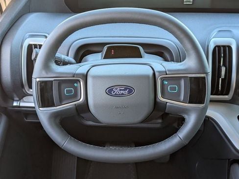 New 2025 Ford Expedition Max Active image 35