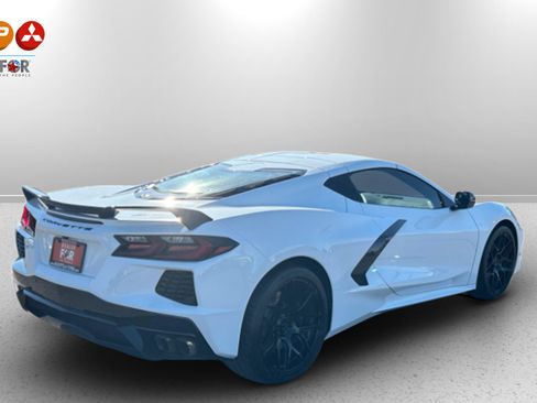 Used 2020 Chevrolet Corvette Stingray Coupe w/ Z51 Performance Package image 5