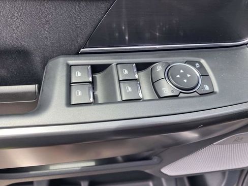 New 2025 Ford F150 Lariat w/ Equipment Group 501A Mid image 14