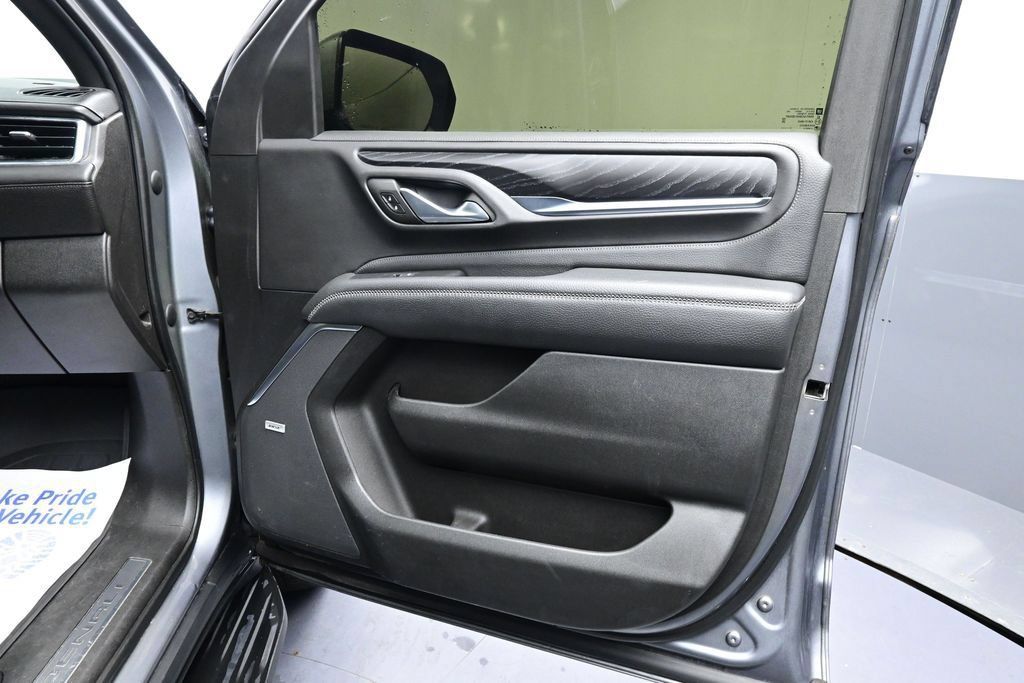 Used 2021 GMC Yukon XL Denali AWD/4WD image 19