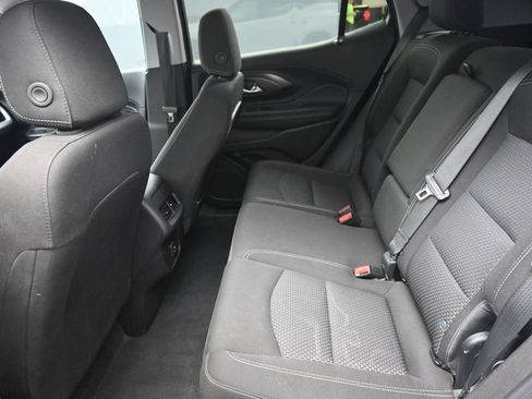 Used 2024 GMC Terrain SLE AWD/4WD image 22