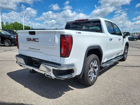 Used 2025 GMC Sierra 1500 SLT w/ SLT Premium Plus Package AWD/4WD image 4