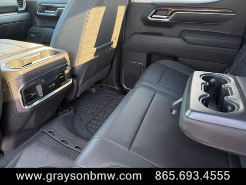 Used 2025 GMC Sierra 1500 Elevation w/ Elevation Premium Package AWD/4WD image 17