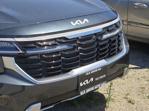Certified 2025 Kia Seltos EX FWD image 5