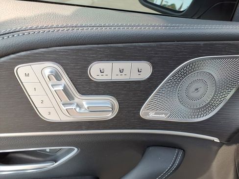 Used 2025 Mercedes-Benz GLS 580 GLS 580 4MATIC image 5