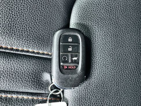 Used 2025 Honda Pilot TrailSport image 35