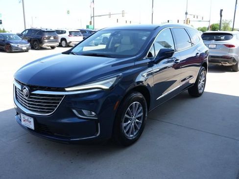 Used 2023 Buick Enclave Essence AWD/4WD image 34
