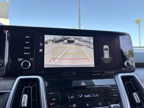 Certified 2022 Kia Sorento EX FWD image 21