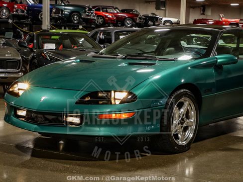 Used 1997 Chevrolet Camaro Z28 RWD image 22