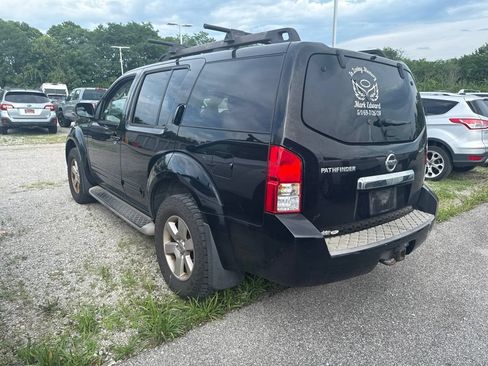 Used 2011 Nissan Pathfinder SV AWD/4WD image 4