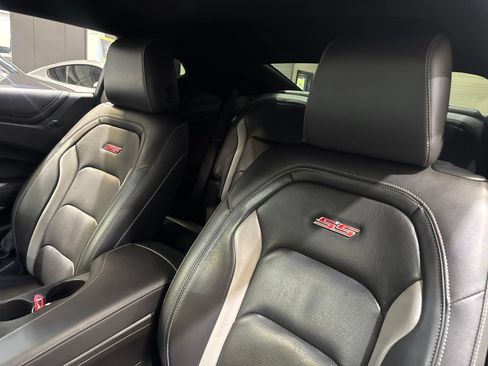Used 2018 Chevrolet Camaro SS w/ Redline Edition RWD image 20
