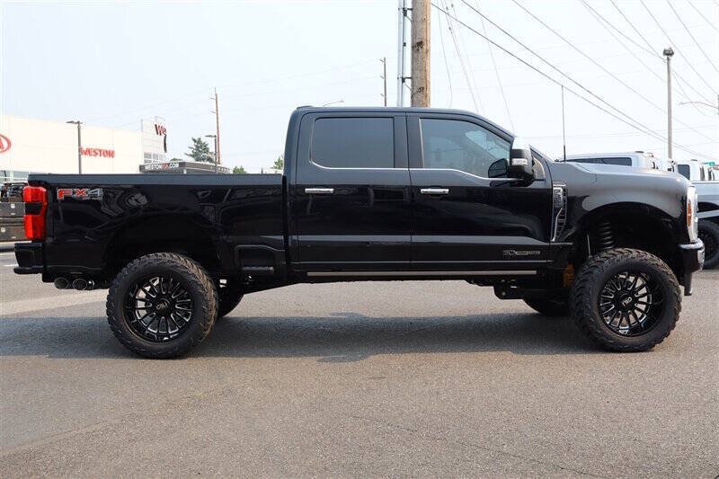 Used 2024 Ford F350 Platinum AWD/4WD image 6