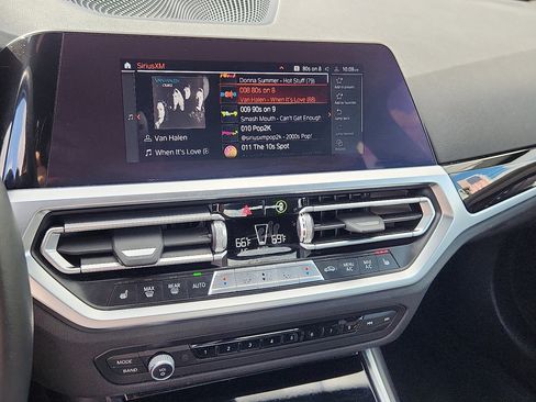 Used 2022 BMW 230i Coupe image 28