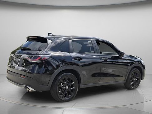 Used 2025 Honda HR-V Sport image 7