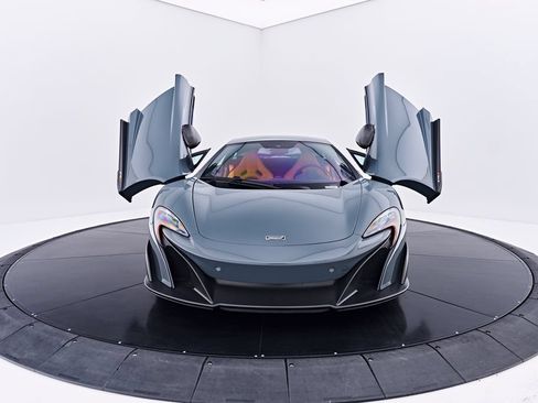Used 2016 McLaren 675LT Coupe RWD image 35