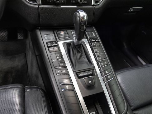 Used 2015 Porsche Macan S AWD/4WD image 20