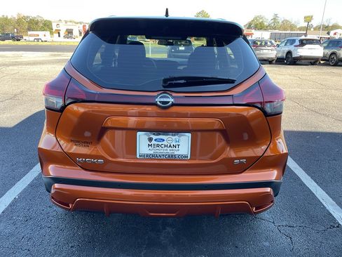 Certified 2024 Nissan Kicks SR image 20